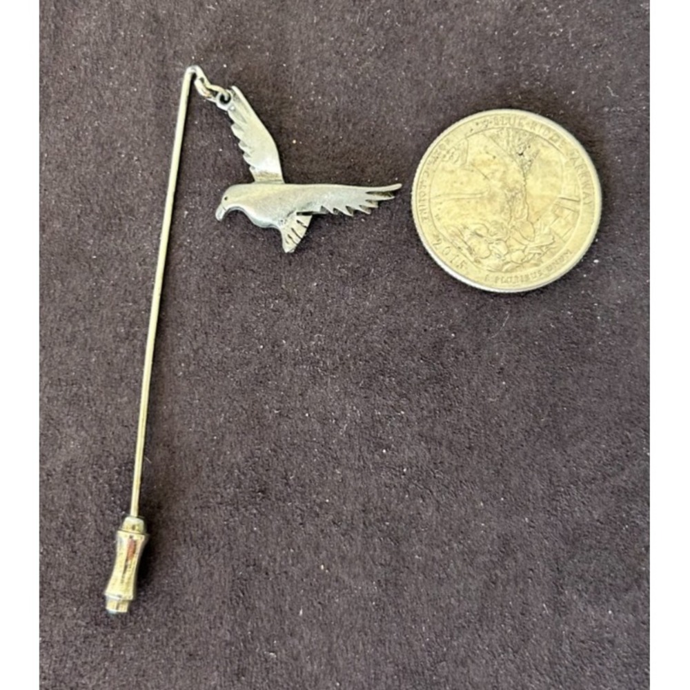 Vintage Pewter Flying Eagle Hawk Bird Dangle Charm Stick Pin Hat Lapel Vtg 70s